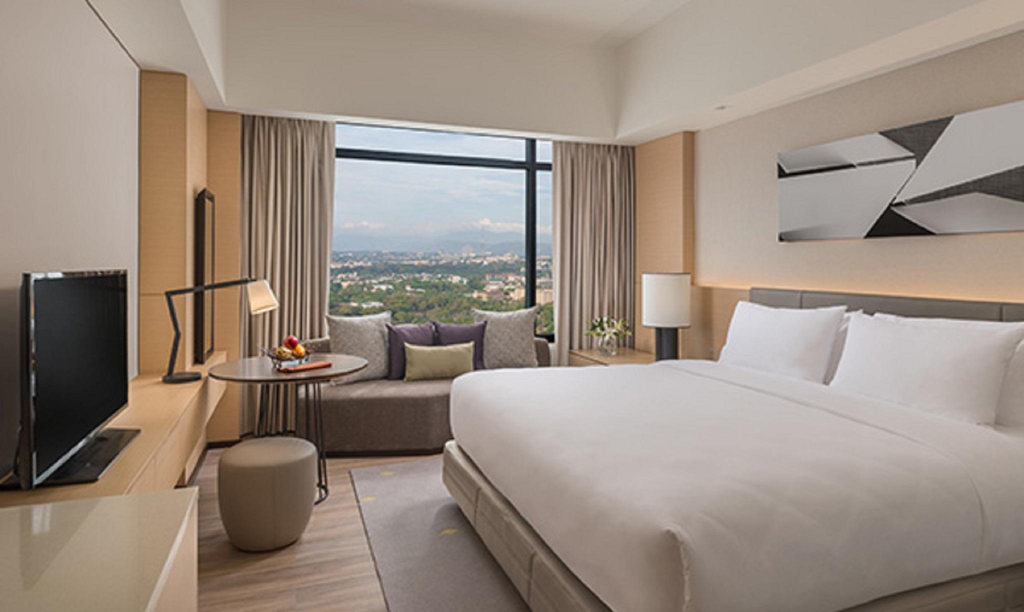 Seda Vertis North Quezón by Eksteriør bilde Deluxe Room