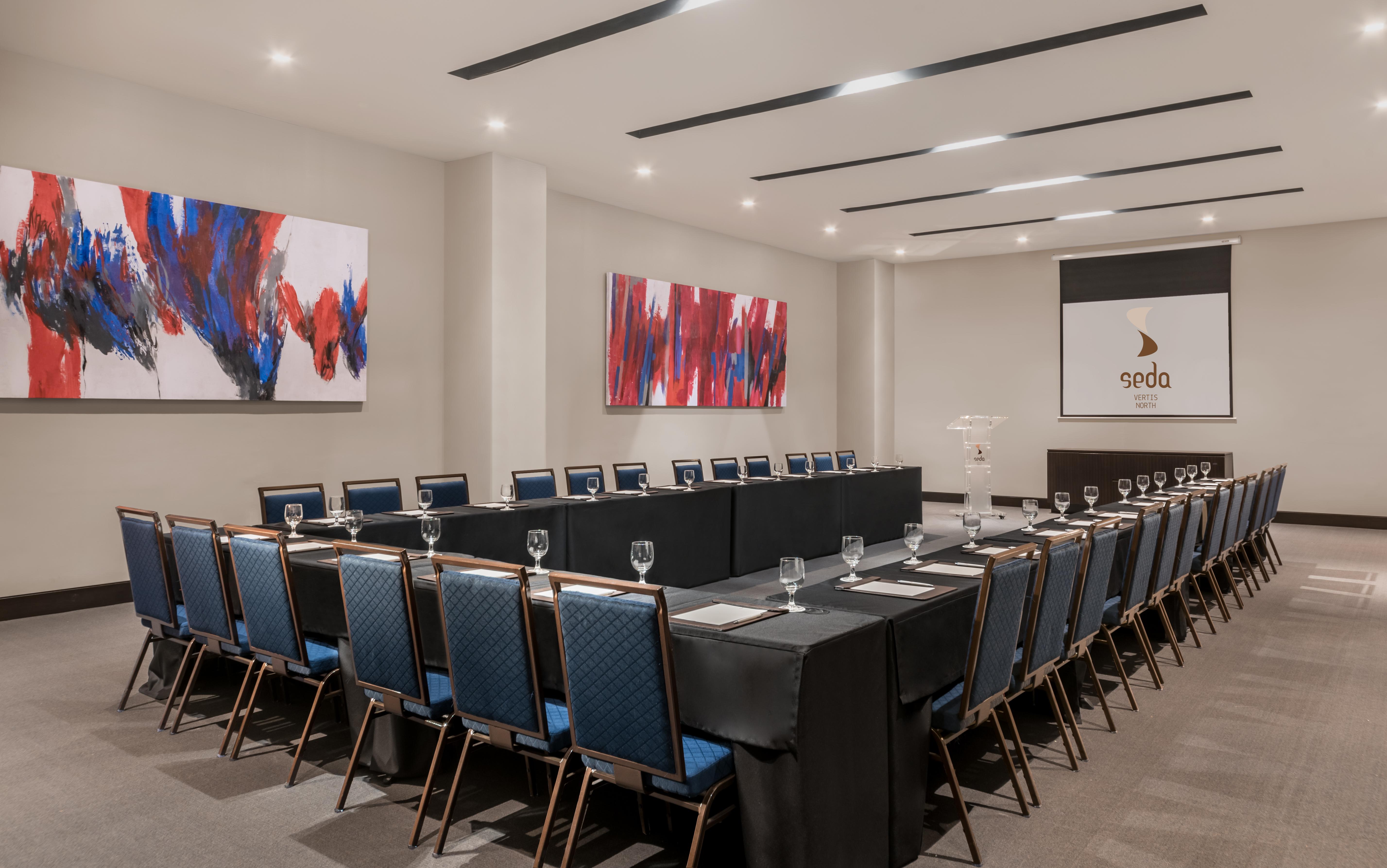 Seda Vertis North Quezón by Eksteriør bilde Meeting room