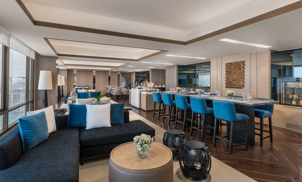 Seda Vertis North Quezón by Eksteriør bilde The Royal Wing Suites and Spa